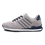 Men's leather casual sneakers with plush lining